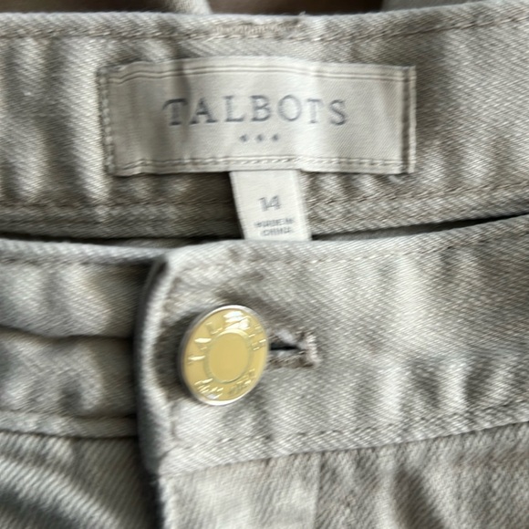 Talbots Cream Denim Jeans Size 14 Five Pocket Straight Leg Stretch. - Picture 2 of 4